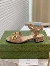 Load image into Gallery viewer, SE556 Size 4-10 Heels:2.5cm Lining: Sheep skin Sole: Italian leather