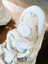 Load image into Gallery viewer, SE558 Size 4-9