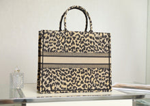 Load image into Gallery viewer, DR168 HIGHEST QUALITY VERSION L:16.3x13.8x7.1inch