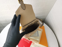 Load image into Gallery viewer, LB494 5.1x7.5x3.2inch