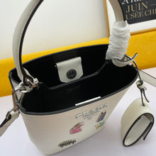 Load image into Gallery viewer, PD109 7.1x3.4x4.3inch