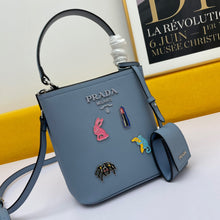 Load image into Gallery viewer, PD111 7.1x3.4x4.3inch