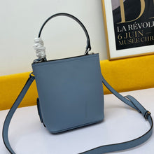 Load image into Gallery viewer, PD111 7.1x3.4x4.3inch