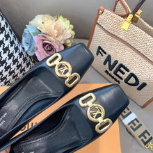 Load image into Gallery viewer, SE567 Size 4-9 Heels:7cm Material: Cowhide Lining: Sheep skin Sole: Italian leather