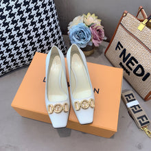 Load image into Gallery viewer, SE568 Size 4-9 Heels:7cm Material: Cowhide Lining: Sheep skin Sole: Italian leather