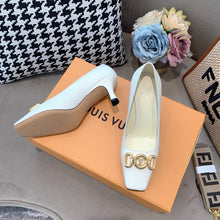 Load image into Gallery viewer, SE568 Size 4-9 Heels:7cm Material: Cowhide Lining: Sheep skin Sole: Italian leather