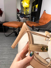 Load image into Gallery viewer, SE571 Size 4-11 Heels:10cm Material: Cowhide Lining: Sheep skin Sole: Italian leather