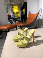 Load image into Gallery viewer, SE572 Size 4-11 Heels:10cm Material: Cowhide Lining: Sheep skin Sole: Italian leather