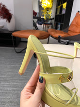 Load image into Gallery viewer, SE572 Size 4-11 Heels:10cm Material: Cowhide Lining: Sheep skin Sole: Italian leather