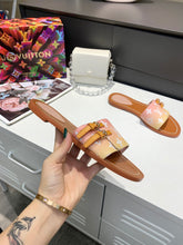 Load image into Gallery viewer, SE573 Size 4-11