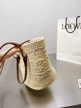 Load image into Gallery viewer, LWE021 Small Anagram Basket bag / 11x9.5inch