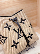 Load image into Gallery viewer, LB505 10.4x10.4x6.9inch