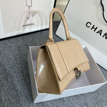 Load image into Gallery viewer, BCG015 Mini:7.5x3.2x8.3inch Small:9.1x3.9x9.5inch