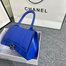 Load image into Gallery viewer, BCG017 Mini:7.5x3.2x8.3inch Small:9.1x3.9x9.5inch