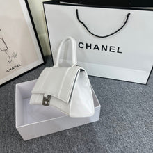 Load image into Gallery viewer, BCG019 Mini:7.5x3.2x8.3inch Small:9.1x3.9x9.5inch