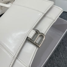 Load image into Gallery viewer, BCG019 Mini:7.5x3.2x8.3inch Small:9.1x3.9x9.5inch