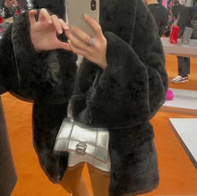 Load image into Gallery viewer, BCG021 Mini:7.5x3.2x8.3inch Small:9.1x3.9x9.5inch