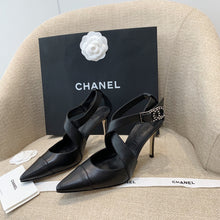 Load image into Gallery viewer, SE612 Size 5-8 Heels:7.5cm Material: Sheep skin Lining: Sheep skin Sole: Italian leather