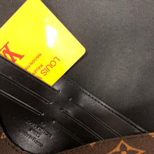 Load image into Gallery viewer, LB513 10.6x8.3x1.4inch