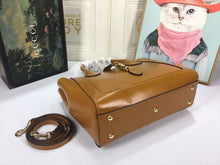 Load image into Gallery viewer, GC311 11.8x9.5x4.7inch