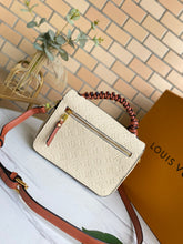 Load image into Gallery viewer, LB517 9.8x7.5x2.8inch