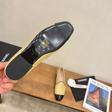 Load image into Gallery viewer, SE617 Size 5-10 Material: Cowhide Lining: Sheep skin Sole: Italian leather