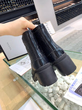 Load image into Gallery viewer, SE623 Size 4-11 Heels:6cm Material: Cowhide Lining: Cowhide Sole: Rubber