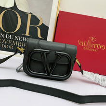Load image into Gallery viewer, VLTN028 VLTN013 Mini:7.1x4.9x3inch Small:10.6x5.9x3.5inch
