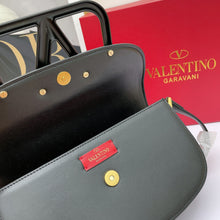 Load image into Gallery viewer, VLTN029 VLTN013 Mini:7.1x4.9x3inch Small:10.6x5.9x3.5inch