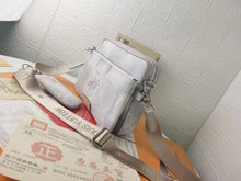 Load image into Gallery viewer, MBG001 9.8x7.3x2.8inch