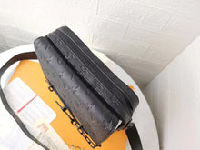 Load image into Gallery viewer, MBG003 9.3x6.7x2.4inch