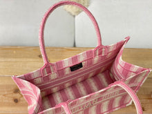 Load image into Gallery viewer, DR172 HIGHEST QUALITY VERSION S:14.4x11x6.9inch L:16.3x13.8x7.1inch