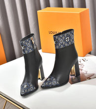 Load image into Gallery viewer, SE645 Size 4-11 Heels:9.5cm Material: Cowhide Lining: Sheep skin Sole: Rubber