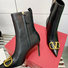 Load image into Gallery viewer, SE649 Size 5-9 Material: Cowhide Lining: Sheep skin Sole: Italian leather