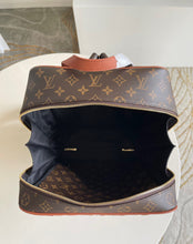 Load image into Gallery viewer, MBG007 HIGHEST QUALITY VERSION 13x15.4x4.9inch