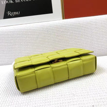 Load image into Gallery viewer, BV034 10.2x7.1x3.2inch