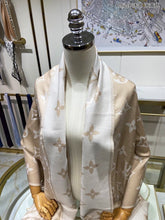 Load image into Gallery viewer, CLTH187 70%Wool, 30% Pure Silk 70x200cm