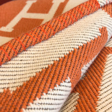 Load image into Gallery viewer, CLTH189 90%Wool,10%Cashmere 135x180cm