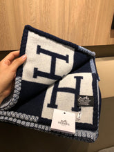 Load image into Gallery viewer, CLTH191 90%Wool,10%Cashmere 135x180cm