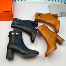 Load image into Gallery viewer, SE658 Size 4-10 Heels:7cm Material: Cowhide Lining: Sheep skin Sole: Italian leather