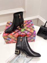 Load image into Gallery viewer, SE669 Size 4-9 Heels:5cm Material: Cowhide Lining: Sheep skin Sole: Italian leather