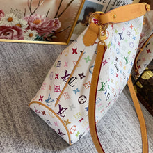 Load image into Gallery viewer, LB551 HIGHEST QUALITY VERSION S:13.8x10.2inch M:15x11.8inch L: 20.5x11.8x7.9inch