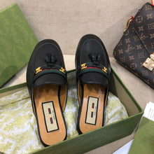 Load image into Gallery viewer, SE674 Size 4-11 Heels:1.5cm Material: Cowhide Lining: Sheep skin Sole: Italian leather