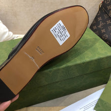 Load image into Gallery viewer, SE674 Size 4-11 Heels:1.5cm Material: Cowhide Lining: Sheep skin Sole: Italian leather