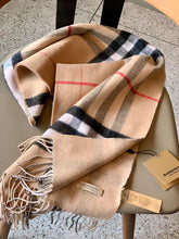 Load image into Gallery viewer, CLTH196 95%Wool 30x168cm