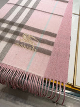 Load image into Gallery viewer, CLTH197 95%Wool 30x168cm