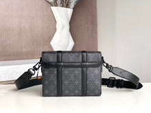 Load image into Gallery viewer, MBG016 9.5x9.1x2.2inch