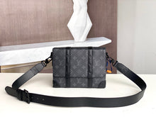 Load image into Gallery viewer, MBG016 9.5x9.1x2.2inch