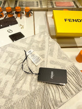 Load image into Gallery viewer, CLTH202 100%Wool 45x170cm