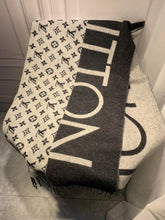 Load image into Gallery viewer, CLTH205 100%Cashmere 45x210cm
